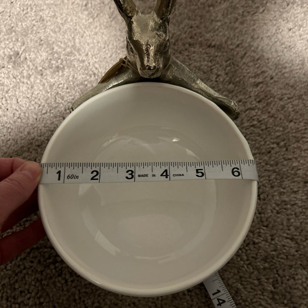 Easter Spring White Porcelain Candy Bowl w/ Bunny Rabbit Metal Base - Picture 7 of 7